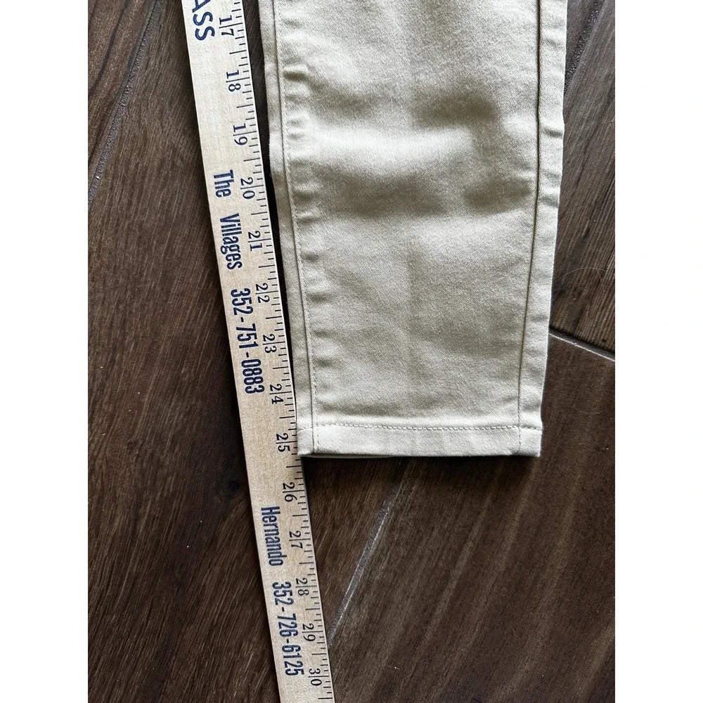 Aeropostale Womens High Rise Jegging Khaki Tan Stretch Pants Size 2‎ Short